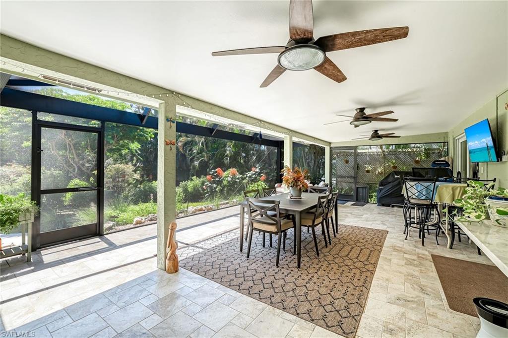 401 Panay Avenue Naples, FL 34113 - Photo 28 of 41 Extended Lanai
