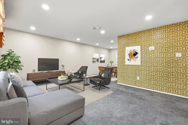 $490,000 | 9011 Hobart Street, Lanham, MD 20706