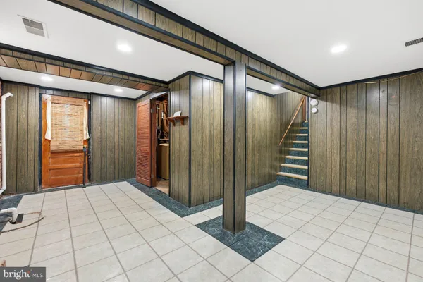 $490,000 | 9011 Hobart Street, Lanham, MD 20706