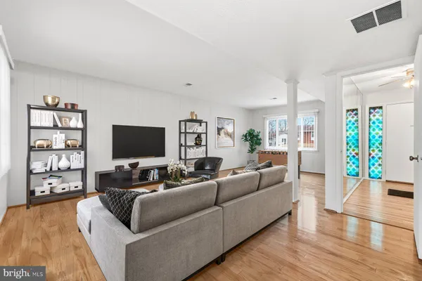 $490,000 | 9011 Hobart Street, Lanham, MD 20706