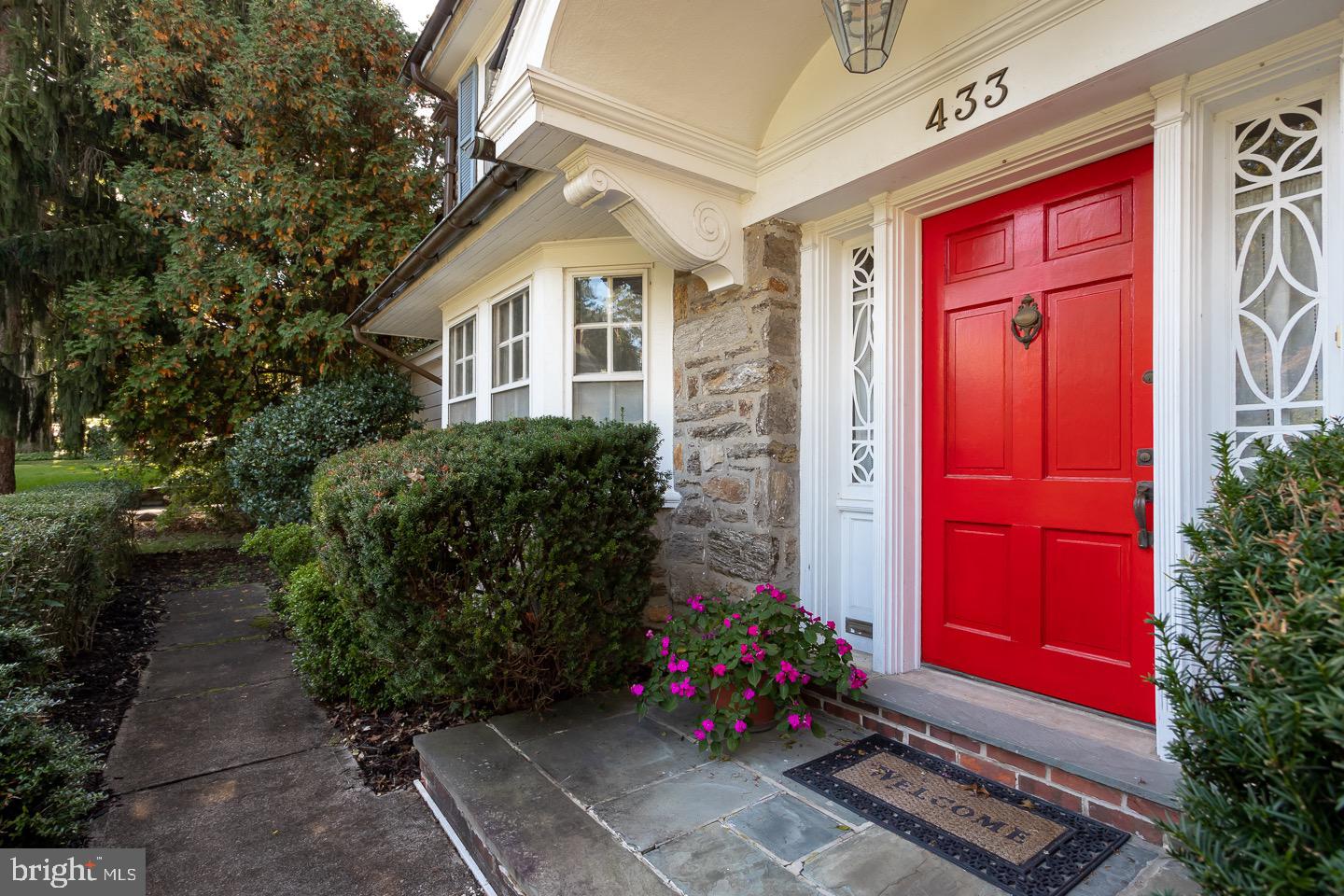 433 Clement Road Jenkintown, PA 19046 - Photo 5 of 62