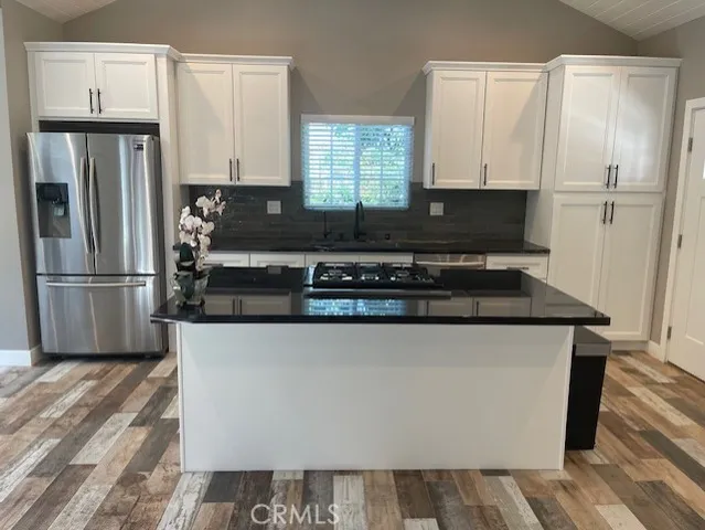 $3,000 | 5255 Sylmar Avenue, Sherman Oaks, CA 91401