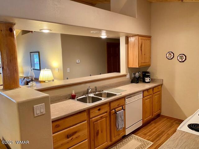 2346 Buffalo Loop, Unit N Overgaard, AZ 85933 - Photo 11 of 26 Gallery Image 11