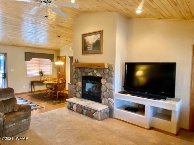 2346 Buffalo Loop, Unit N Overgaard, AZ 85933 - Photo 3 of 26 Gallery Image 3