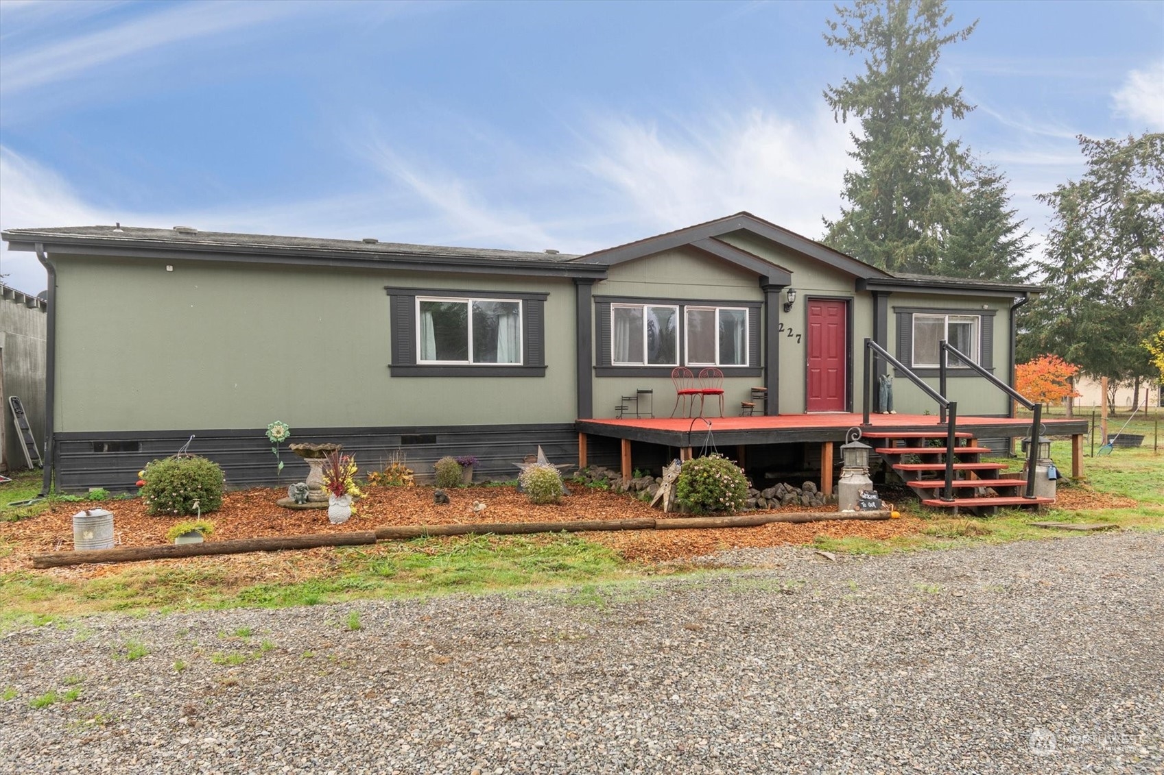 227 Quick Road Castle Rock, WA 98611 - Photo 4 of 40 Gallery Image 4