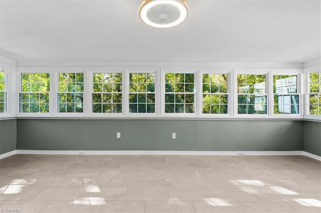 803 Sunset Drive High Point, NC 27262 - Photo 20 of 46