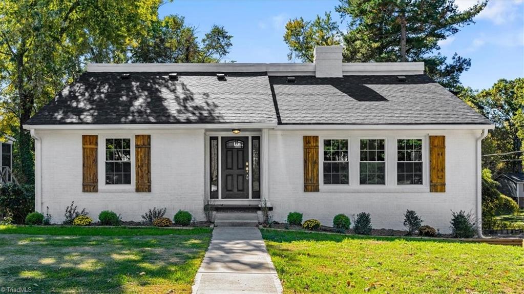 803 Sunset Drive High Point, NC 27262 - Photo 2 of 46