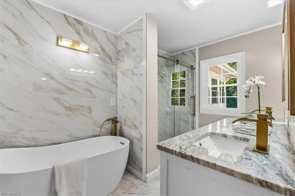 $475,000 | 803 Sunset Drive, High Point, NC 27262