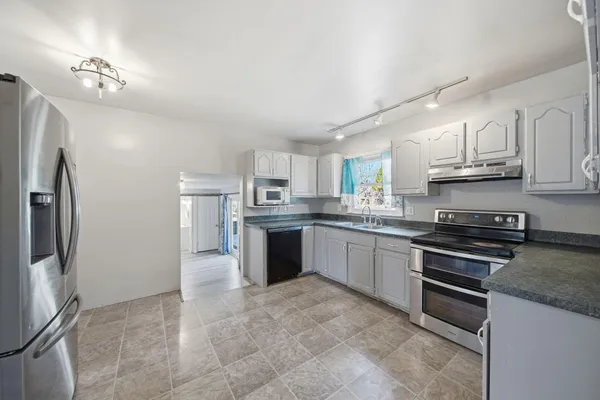 $285,000 | 1190 Ferndale Road, Jackson, MI 49201