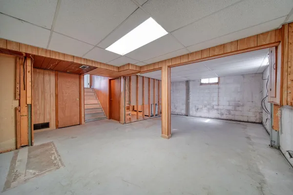 $285,000 | 1190 Ferndale Road, Jackson, MI 49201