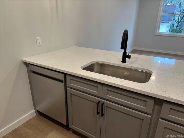 a close view of sink and tap