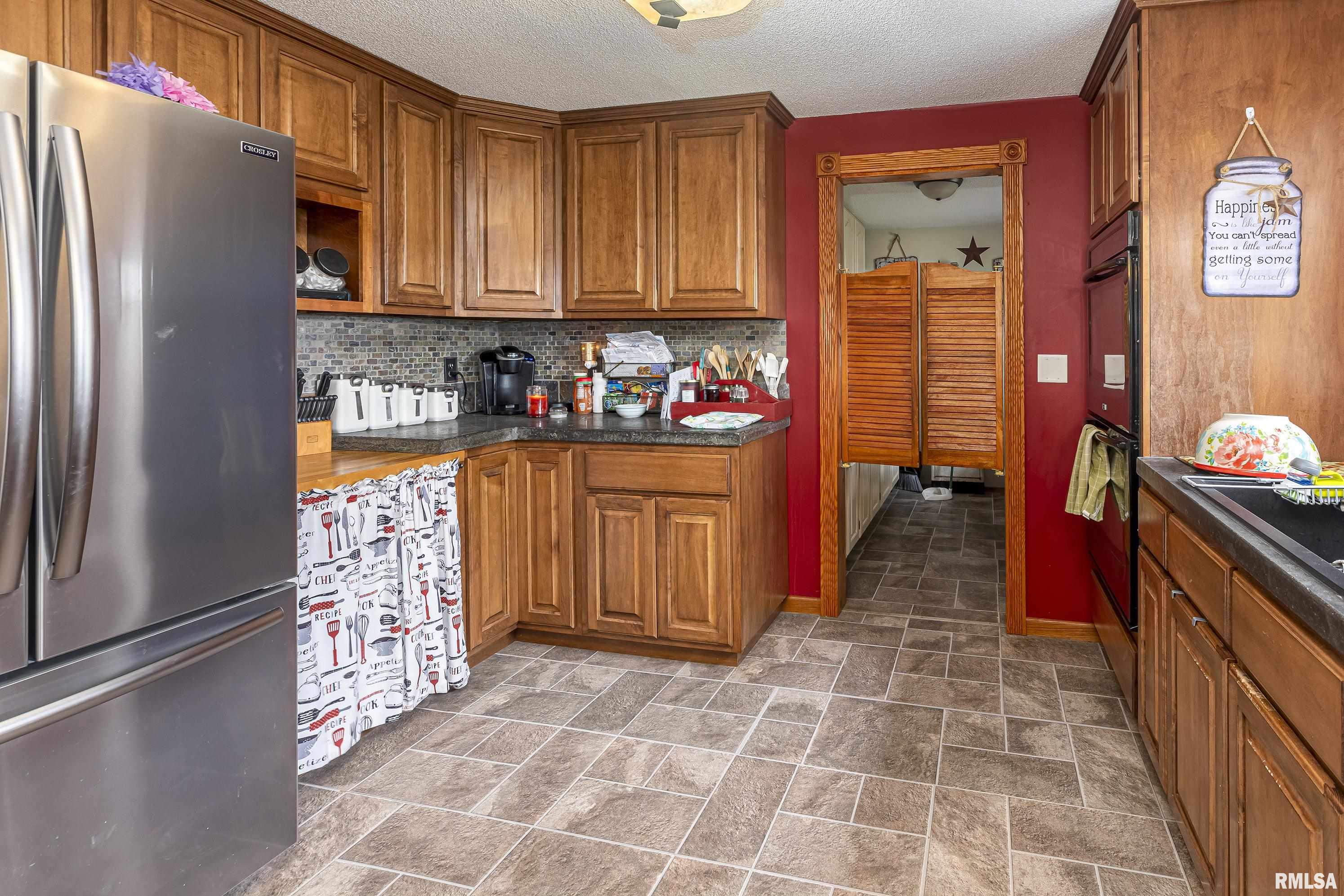 2102 Fietsam Road Marion, IL 62959 - Photo 11 of 51