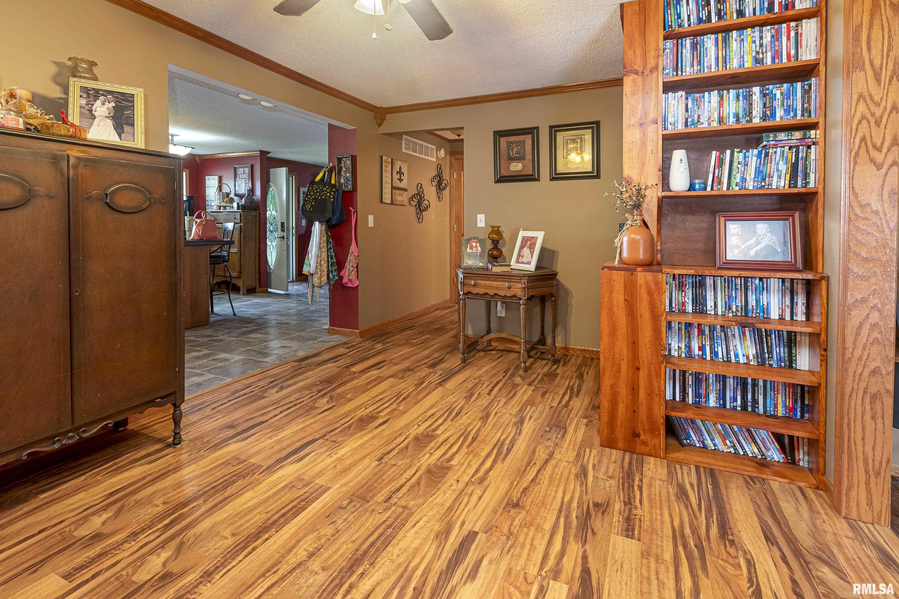 2102 Fietsam Road Marion, IL 62959 - Photo 15 of 51