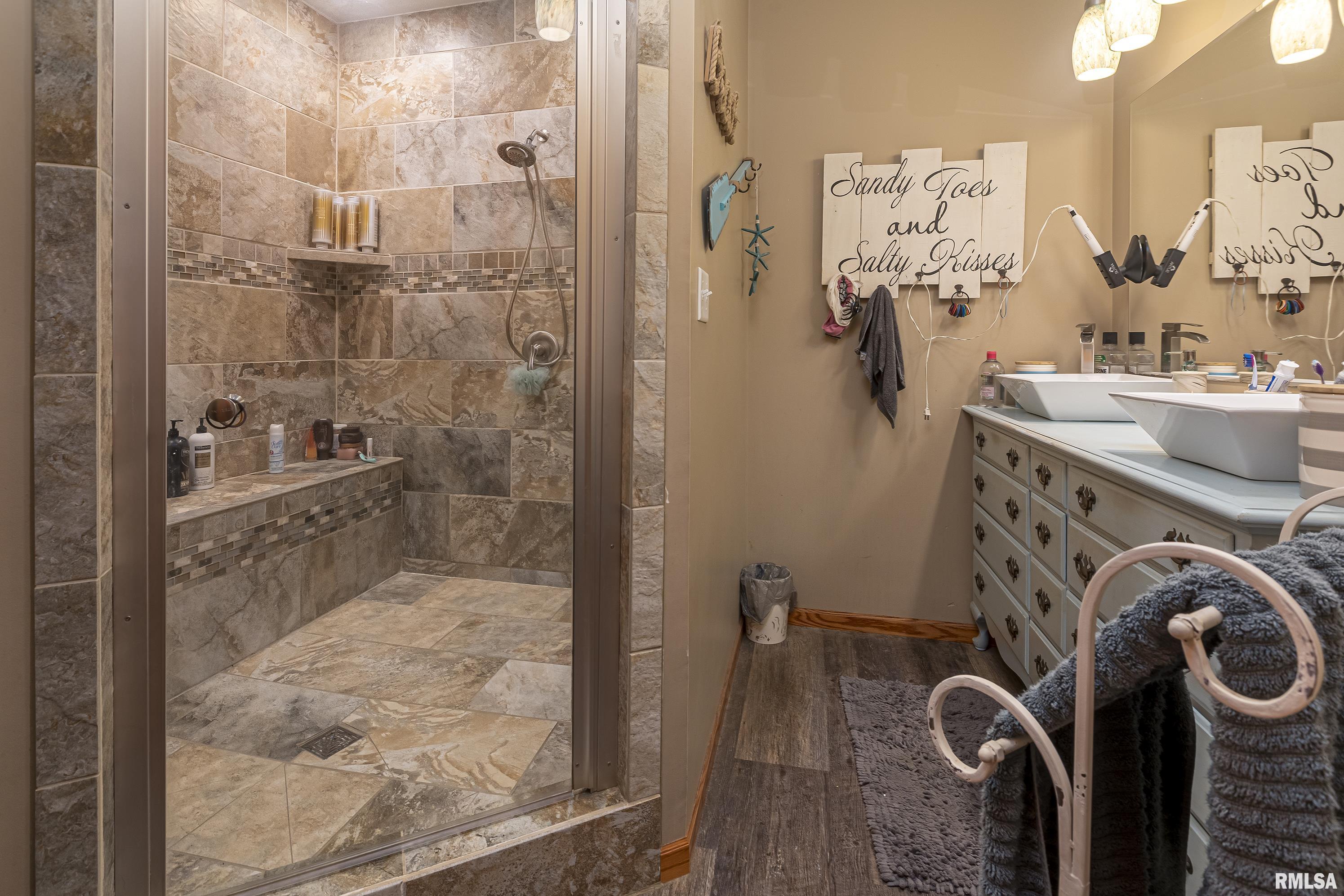 2102 Fietsam Road Marion, IL 62959 - Photo 20 of 51