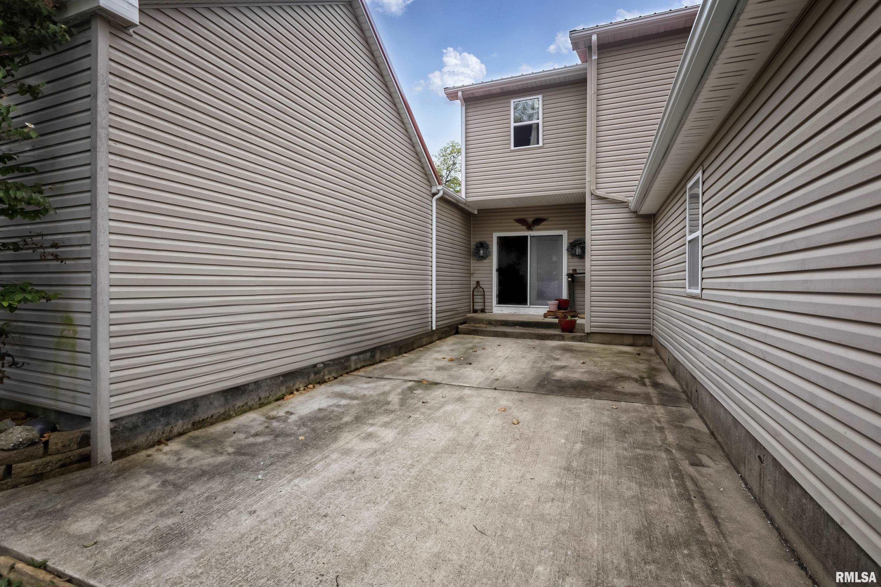 2102 Fietsam Road Marion, IL 62959 - Photo 48 of 51