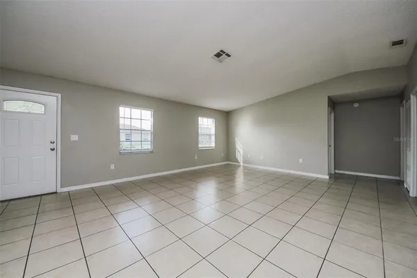 $2,025 | 211 Cobalt Drive, Kissimmee, FL 34758