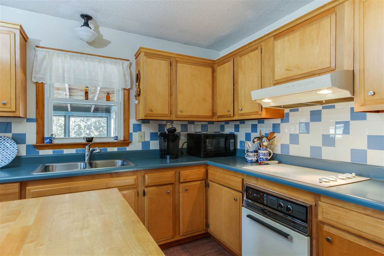 396 Al Shir Road Colchester, VT 05446 - Photo 2 of 32 Gallery Image 2