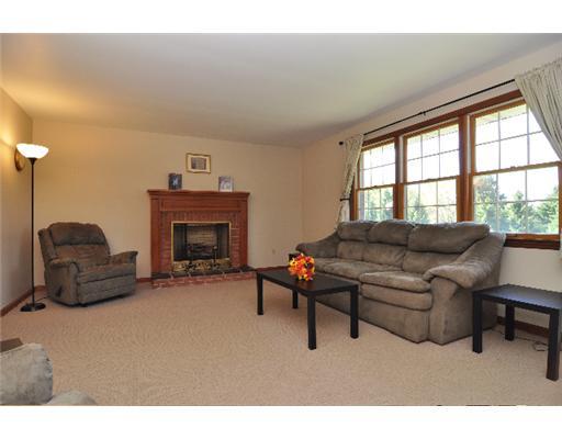 500 Engle Road Industry, PA 15052 - Photo 2 of 17 Living Room. Light/Bright & Nicely Sized