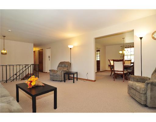 500 Engle Road Industry, PA 15052 - Photo 3 of 17 Living Room.