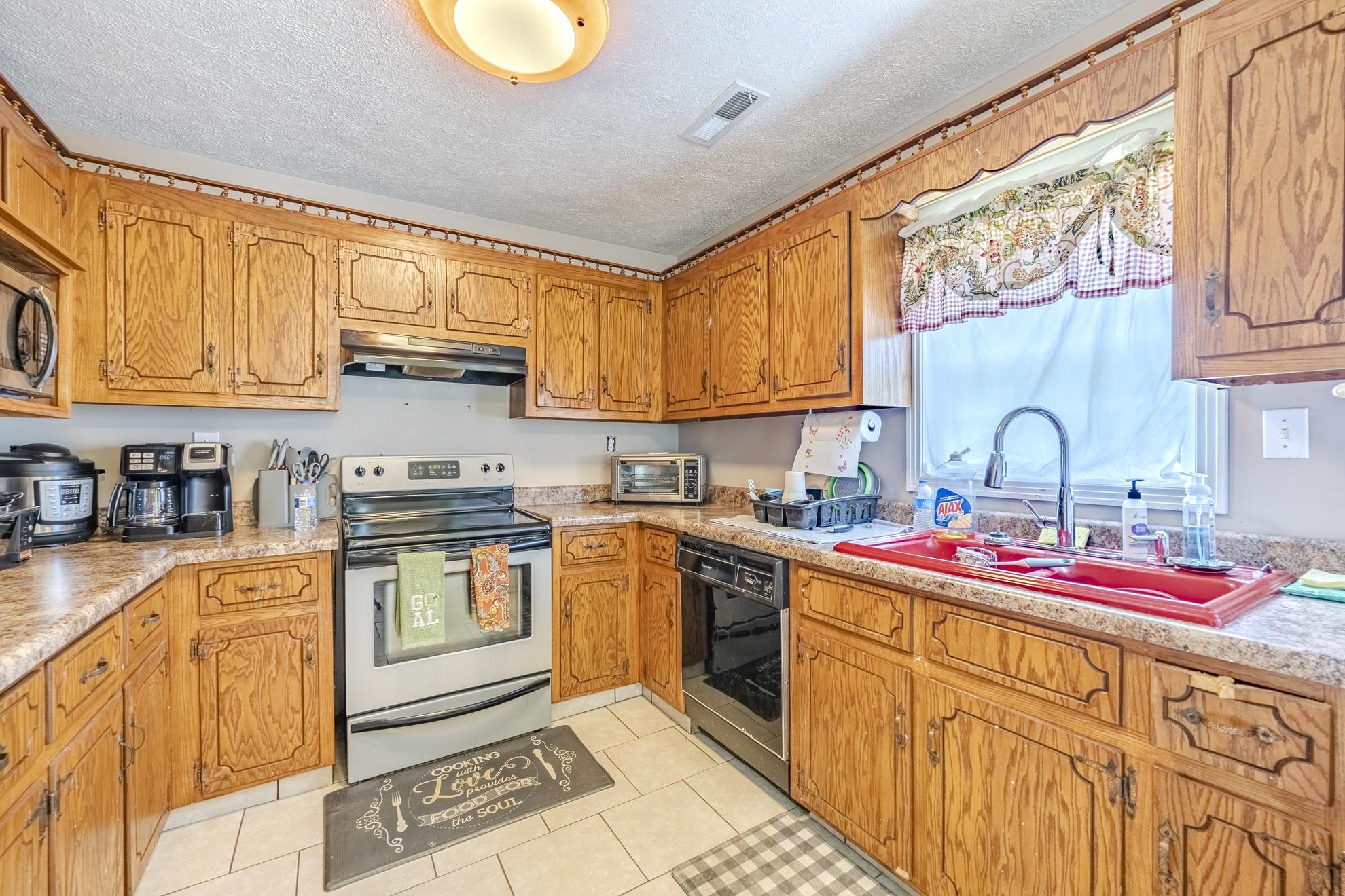 369 Bethel-Purdy Road Bethel Springs, TN 38315 - Photo 8 of 19 Kitchen