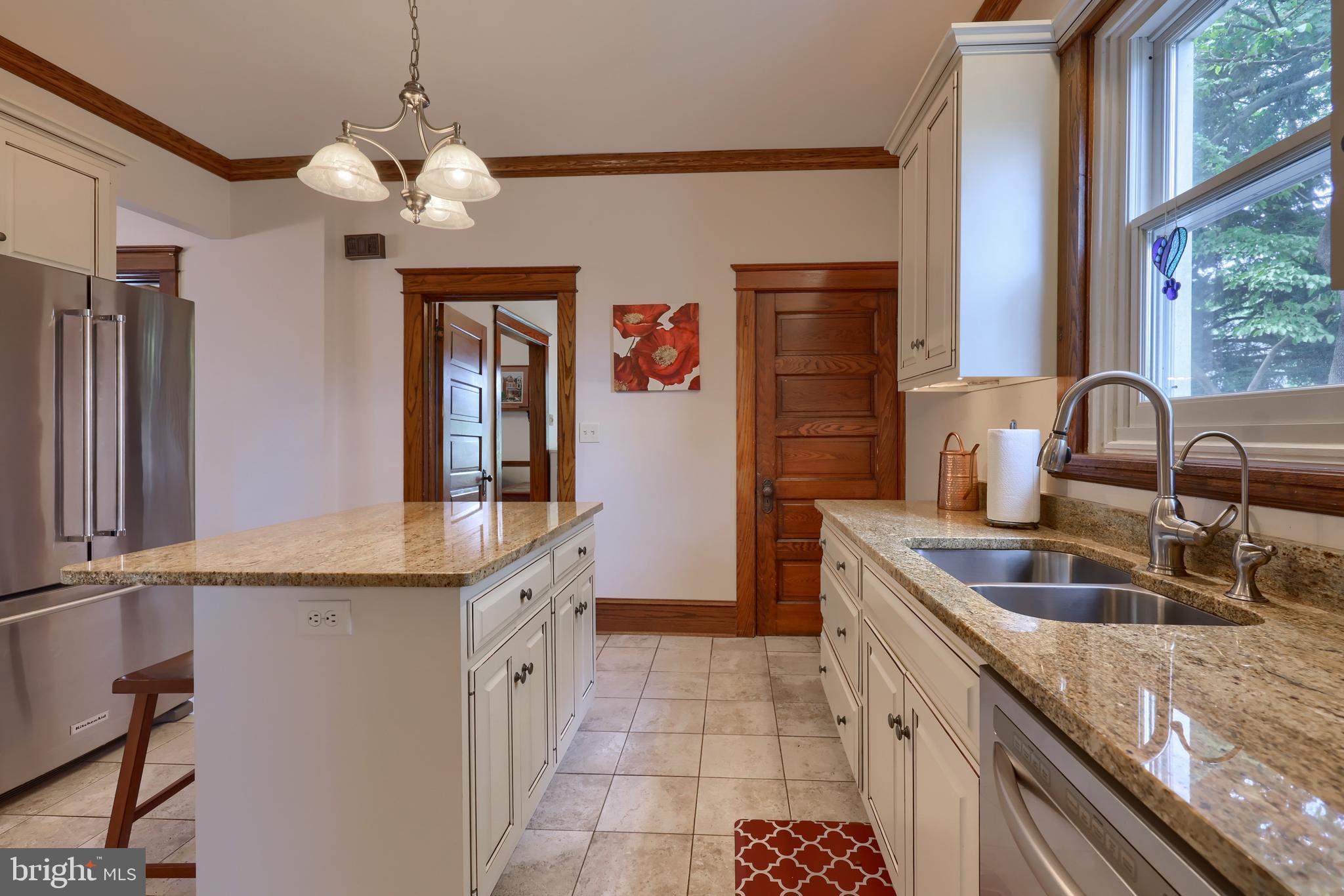213 South Spruce Street Lititz, PA 17543 - Photo 17 of 51