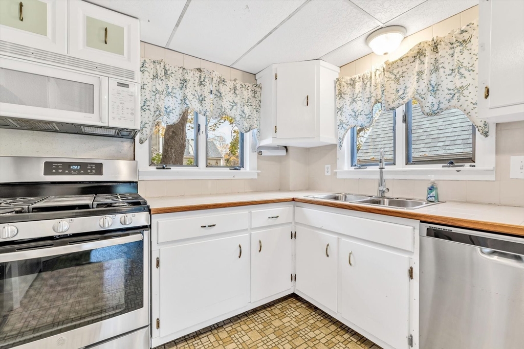38 Old Bridge Road Bourne, MA 02532 - Photo 28 of 42