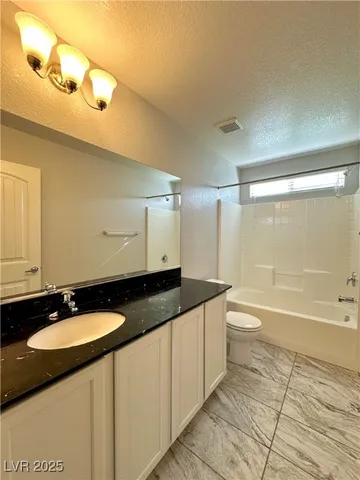 $1,995 | 2877 Glass Vine Court, Las Vegas, NV 89117