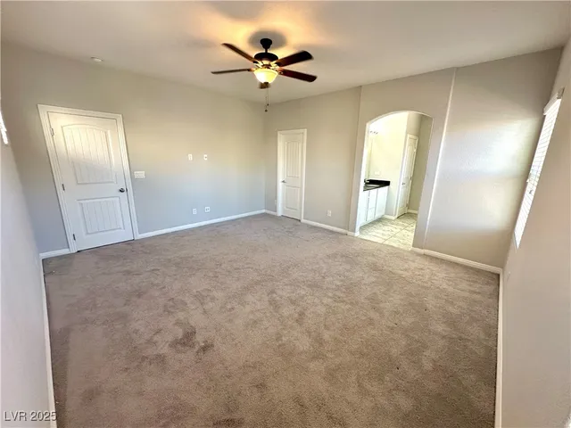 $1,995 | 2877 Glass Vine Court, Las Vegas, NV 89117