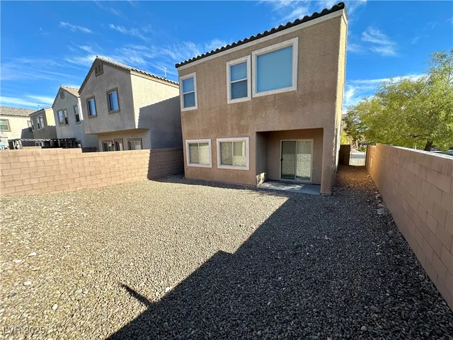 $1,995 | 2877 Glass Vine Court, Las Vegas, NV 89117