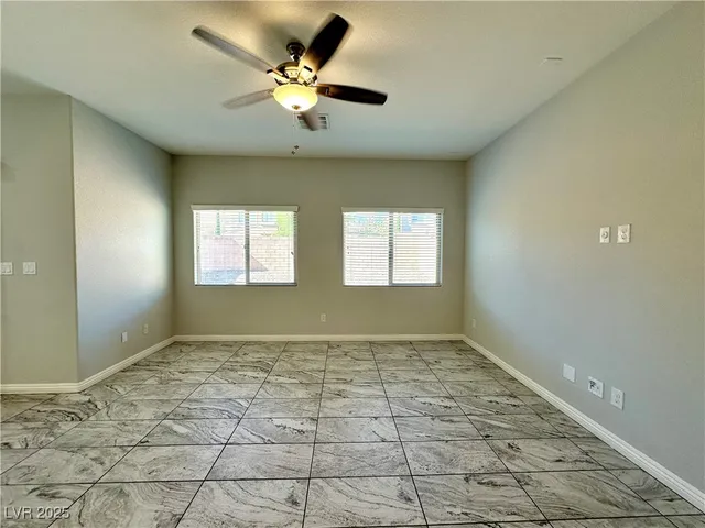 $1,995 | 2877 Glass Vine Court, Las Vegas, NV 89117