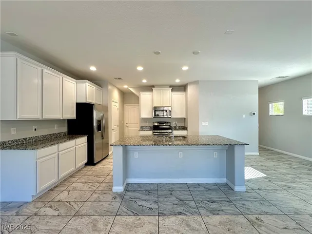 $1,995 | 2877 Glass Vine Court, Las Vegas, NV 89117