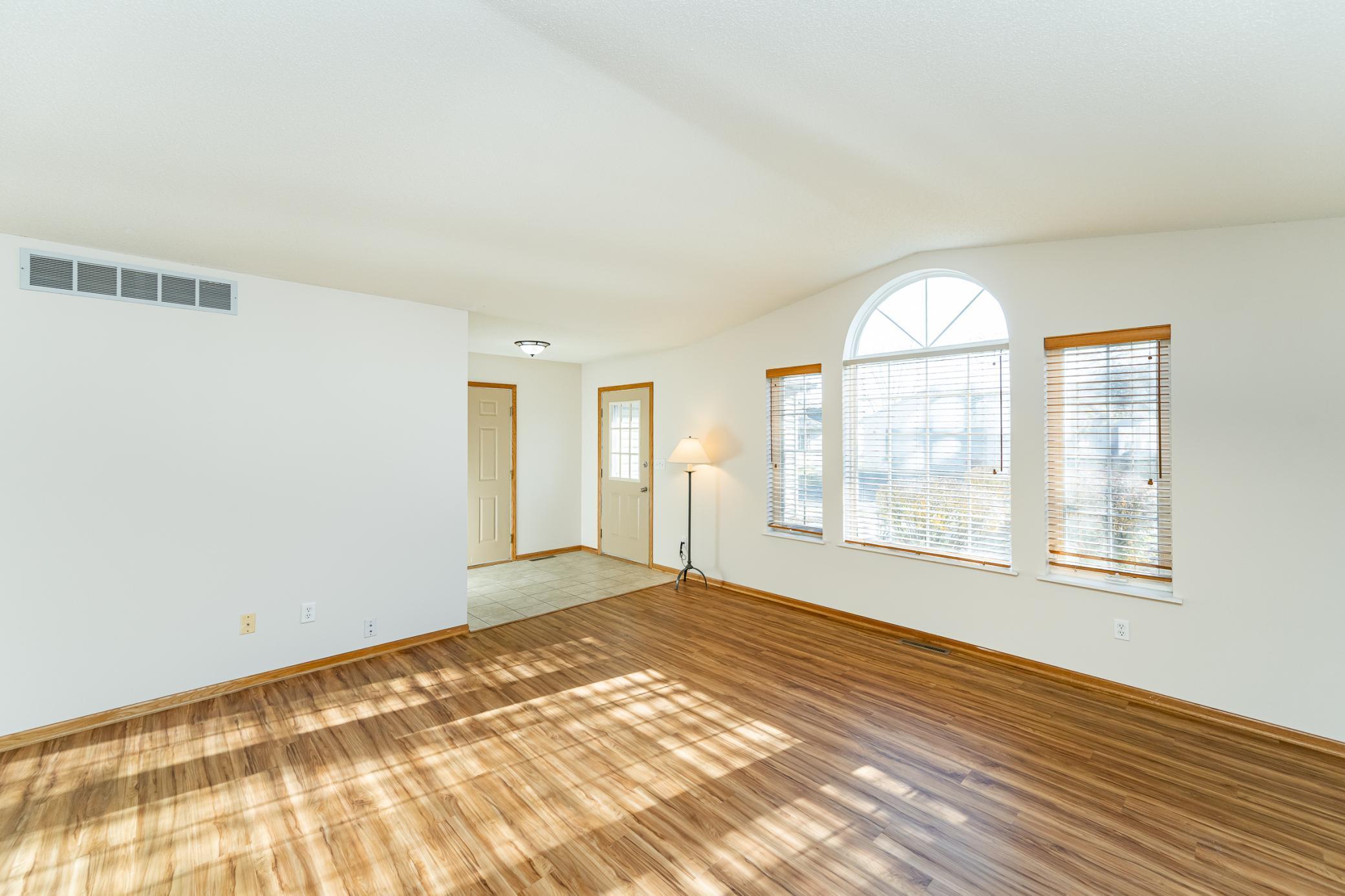 4933 35th Avenue Northwest Rochester, MN 55901 - Photo 6 of 23