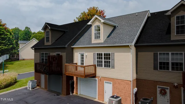 $225,000 | 14 Province Drive, Unit 14, Gray, TN 37615