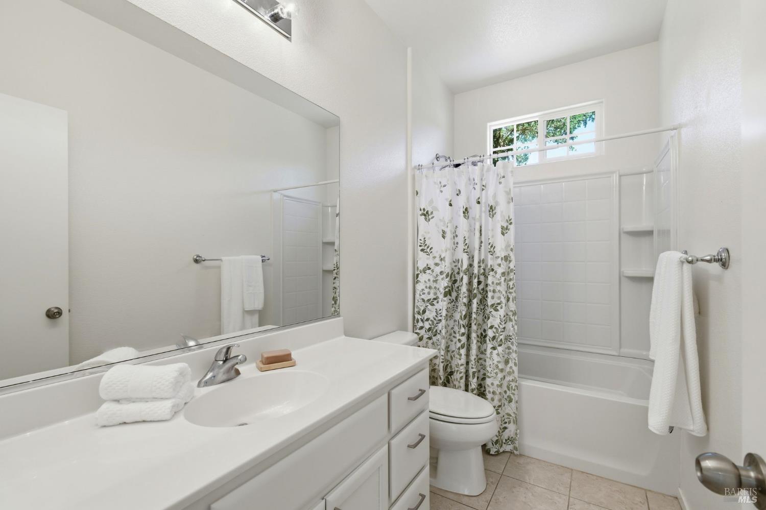 9353 Oak Trail Circle Santa Rosa, CA 95409 - Photo 12 of 20