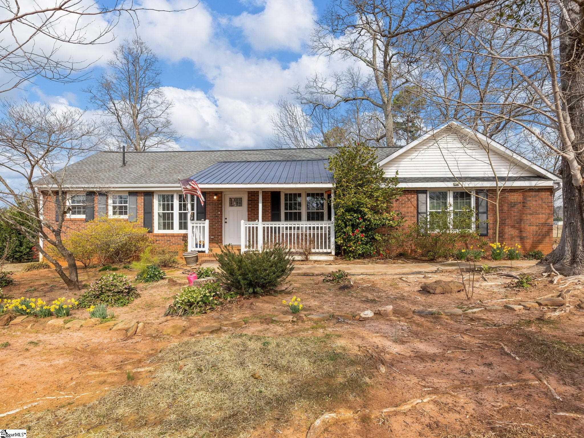 2470 Mt Lebanon Road Campobello, SC 29322 - Photo 1 of 36