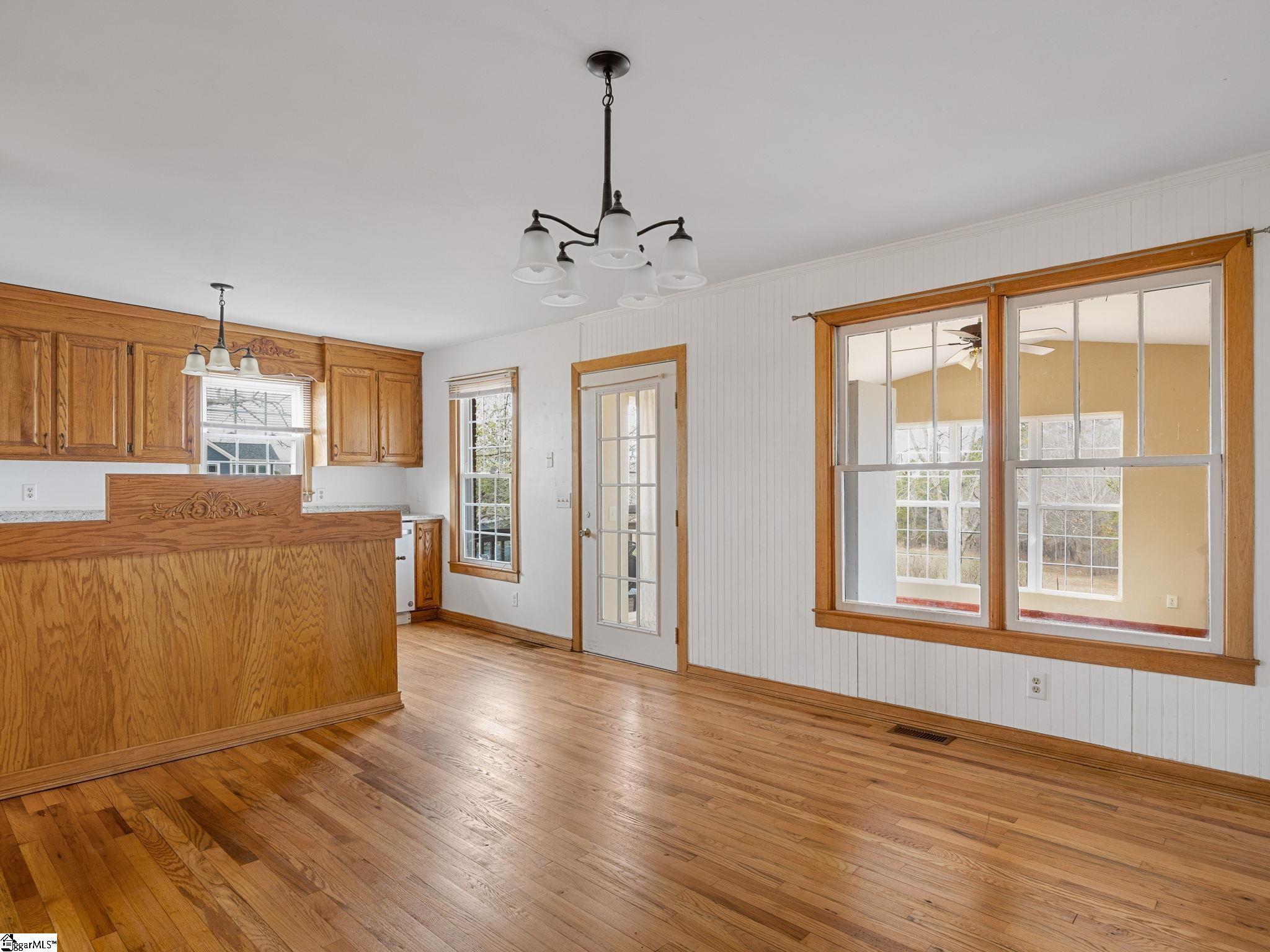 2470 Mt Lebanon Road Campobello, SC 29322 - Photo 12 of 36