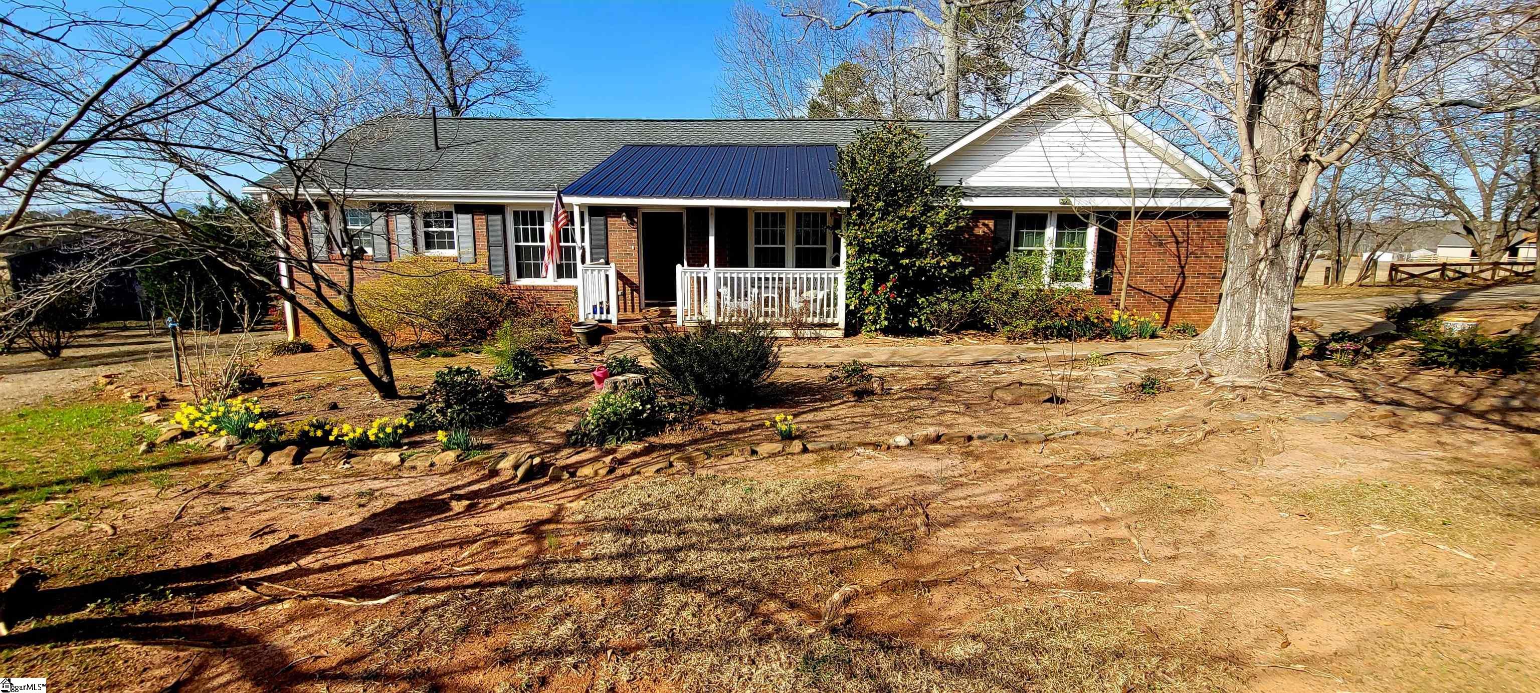 2470 Mt Lebanon Road Campobello, SC 29322 - Photo 2 of 36