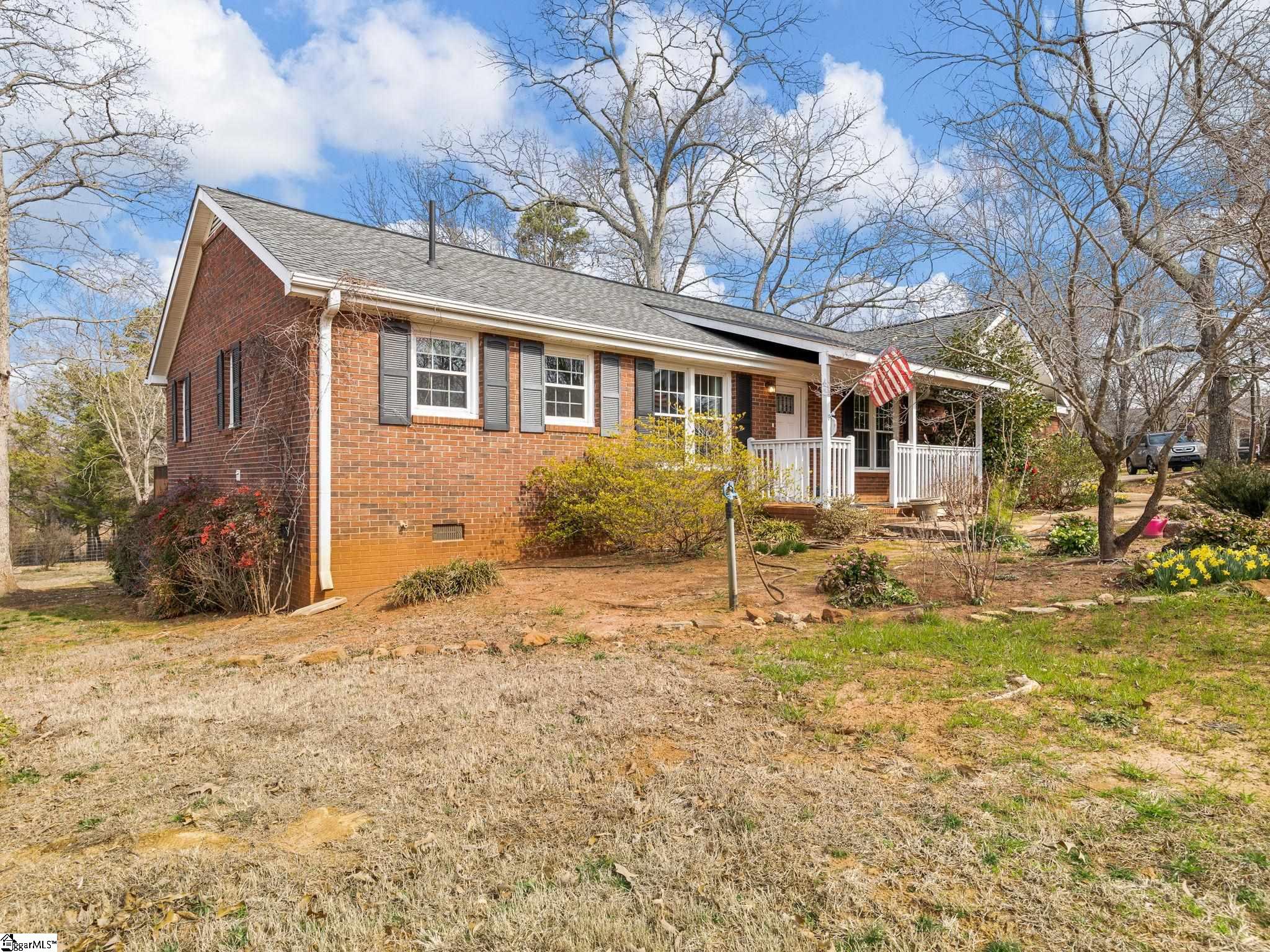 2470 Mt Lebanon Road Campobello, SC 29322 - Photo 3 of 36