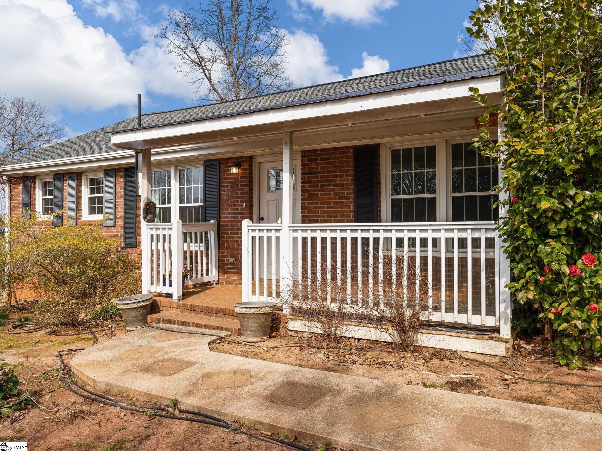 2470 Mt Lebanon Road Campobello, SC 29322 - Photo 4 of 36