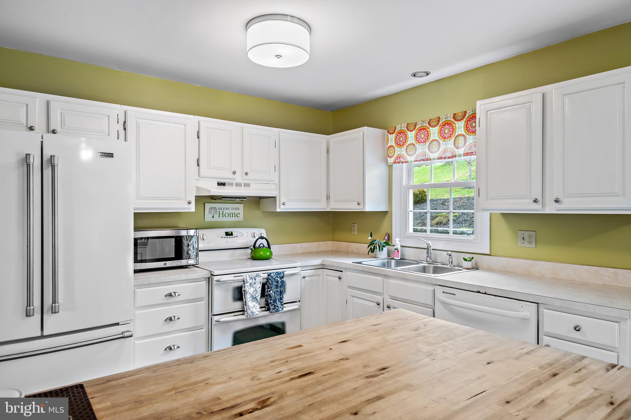 999 White Oak Road Manheim, PA 17545 - Photo 14 of 41
