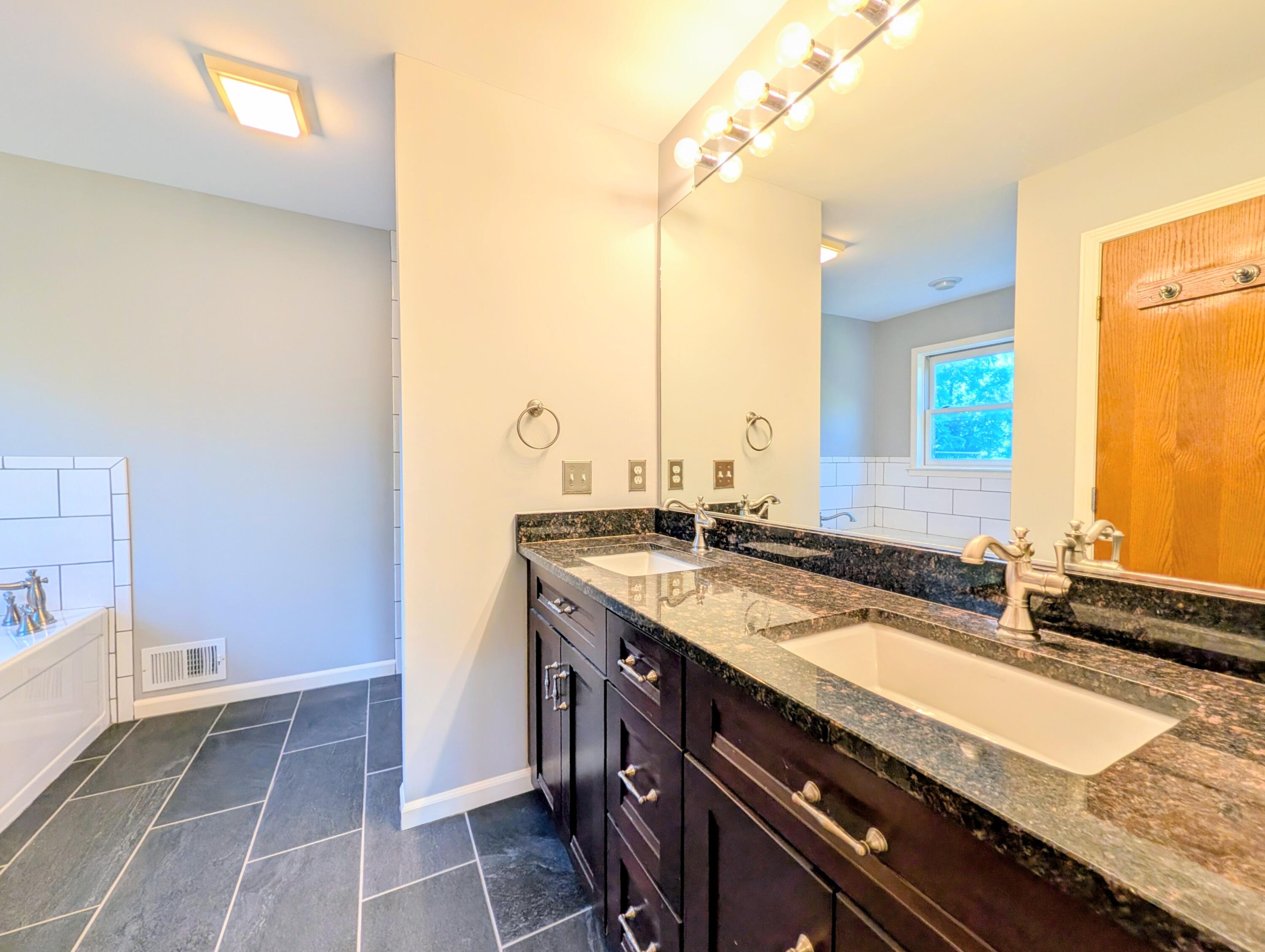 8698 Warner Road Saline, MI 48176 - Photo 17 of 80 Primary Bath 1