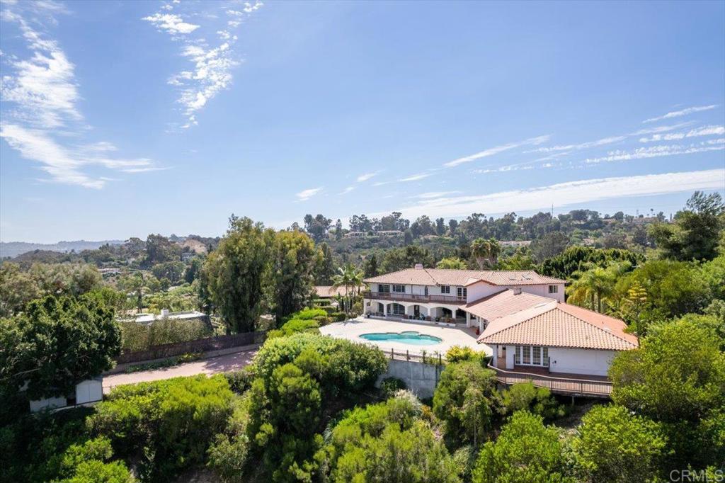 277 Via Del Cerrito Encinitas, CA 92024 - Photo 3 of 24