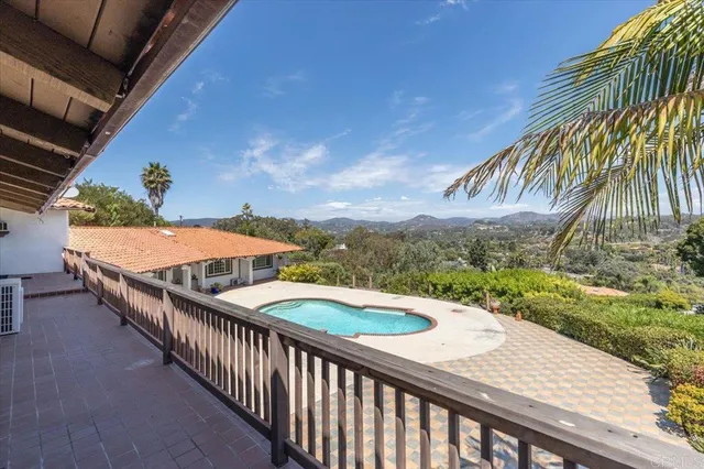$2,995,000 | 277 Via Del Cerrito, Encinitas, CA 92024