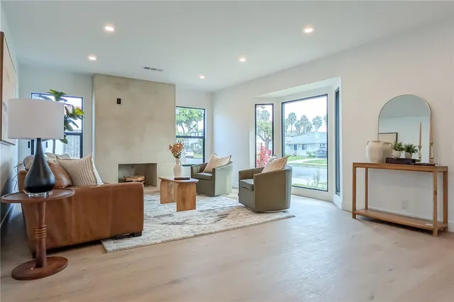 $1,299,900 | 3641 Somerset Drive, Los Angeles, CA 90016
