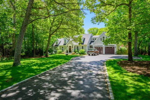 $1,700,000 | 19 Coveview Drive, South Yarmouth, MA 02664