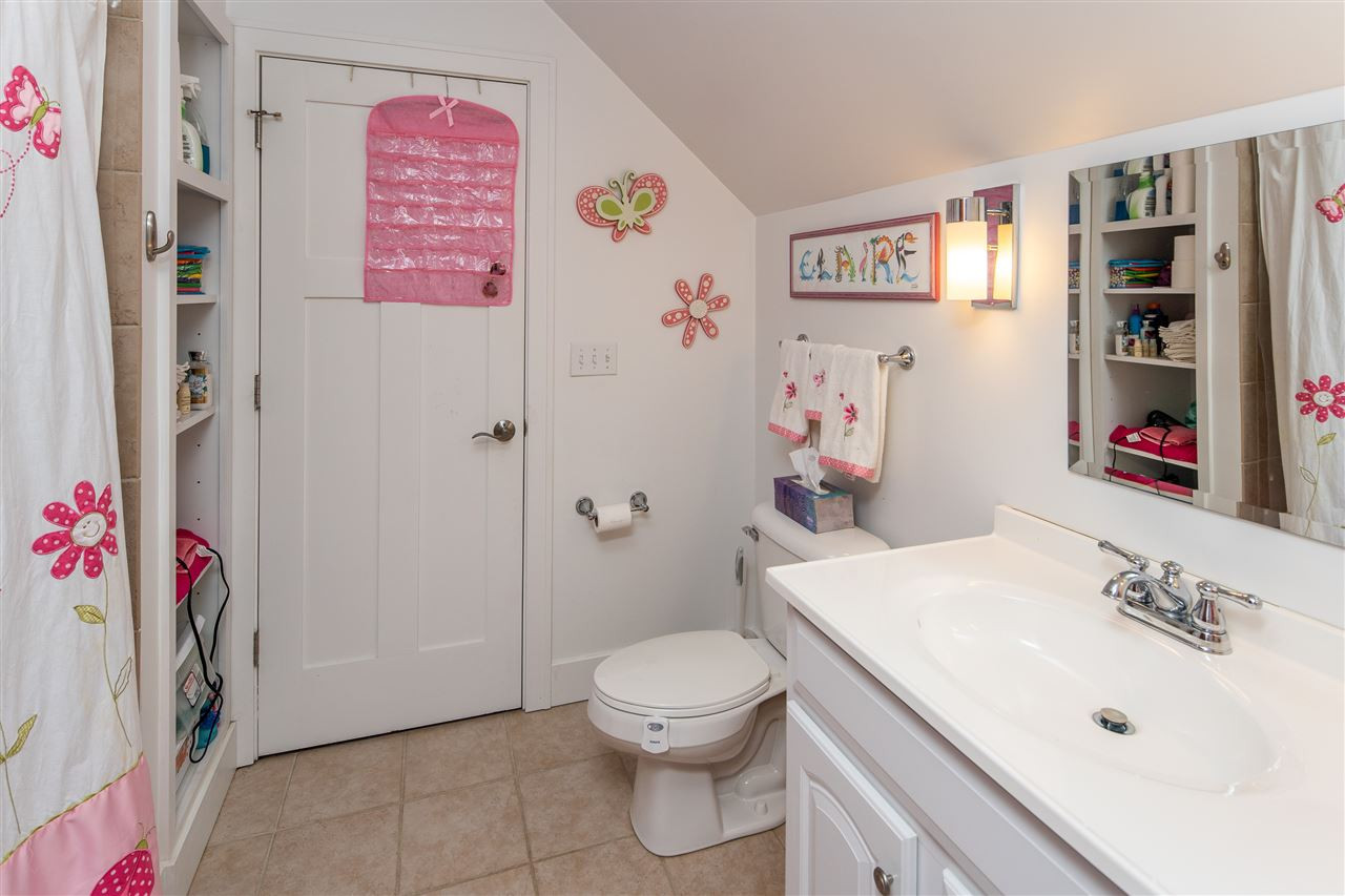 1112 Point North Jackson, MI 49201 - Photo 21 of 36 Photo 21