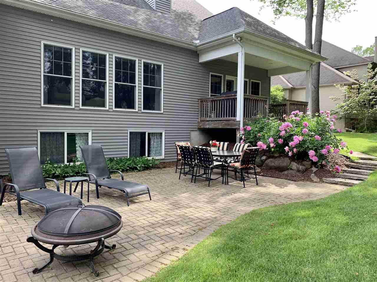 1112 Point North Jackson, MI 49201 - Photo 34 of 36 Photo 34