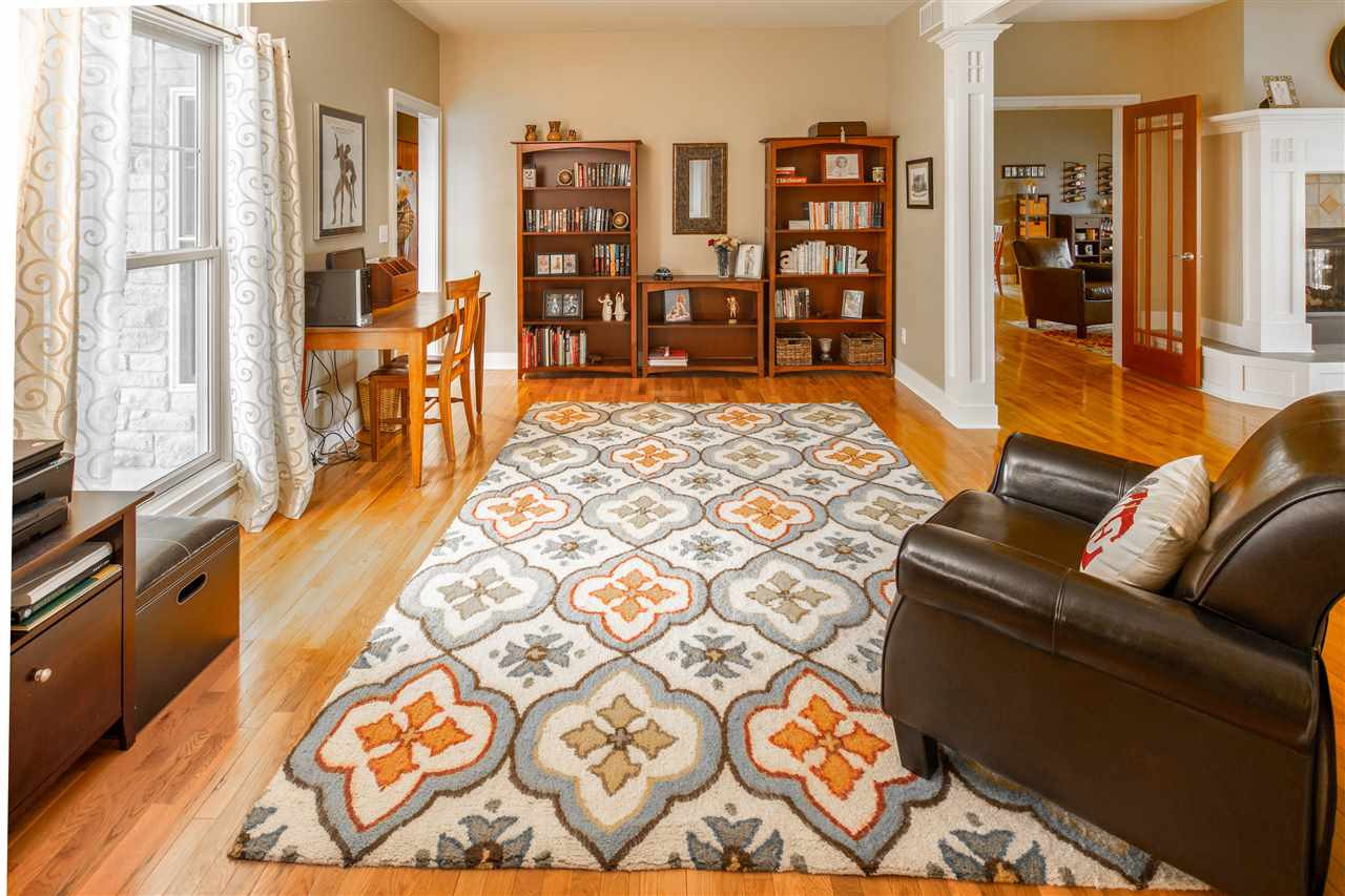 1112 Point North Jackson, MI 49201 - Photo 4 of 36 Photo 4