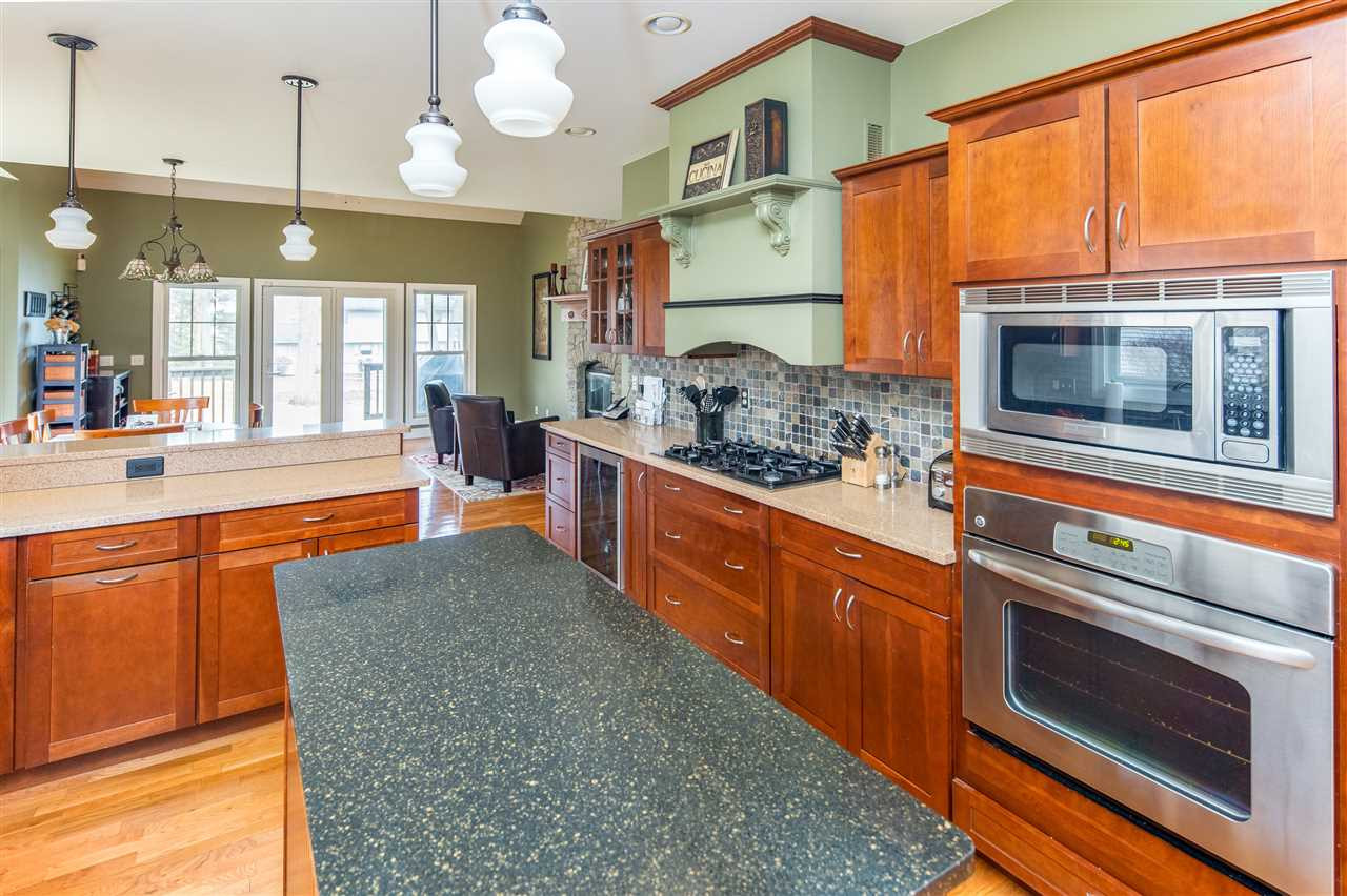 1112 Point North Jackson, MI 49201 - Photo 10 of 36 Photo 10