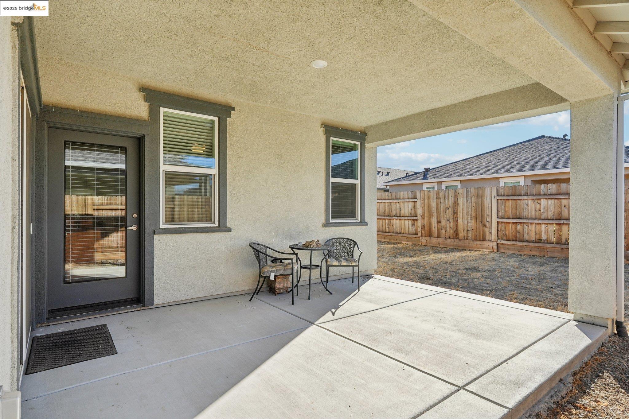 2119 Revival Lane Rio Vista, CA 94571 - Photo 27 of 44 a living room with furniture